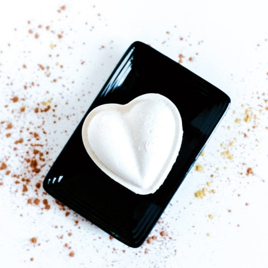 Goat Milk & Oatmeal Love Bomb